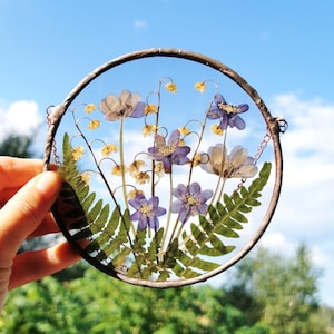 Pressed Flower Suncatcher Hanging Stain Glass Decor Birthday Gift for Her Herbarium Wall Art Flower Sun catcher Framed Dried Flower Frame