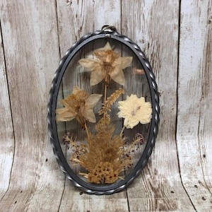 Vintage Dried Pressed Flowers Leaded Trimmed Glass Suncatcher