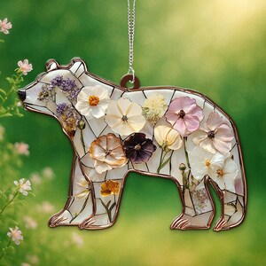 Bear with Pressed Flowers Suncatcher, Acrylic Nature Animal Window Hanging, Botanical Wildlife Decor, Gift for Nature and Bear Lovers